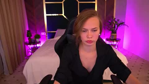 Snapshot of shyysiren chatting on September 2025 06:24:01 AM shyysiren online show from September 2025 06:24:01 AM