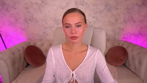 Snapshot of shyysiren chatting on September 2025 06:02:02 AM shyysiren online show from September 2025 06:02:02 AM