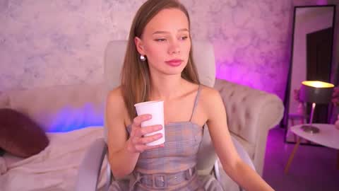 Snapshot of shyysiren chatting on October 2025 07:29:01 AM shyysiren online show from October 2025 07:29:01 AM