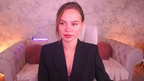 Snapshot of shyysiren chatting on October 2025 08:05:02 AM shyysiren online show from October 2025 08:05:02 AM