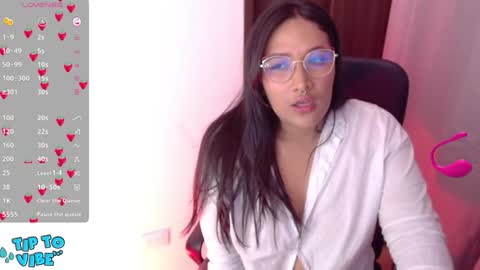 Snapshot of sia_ellis chatting on December 2024 04:32:02 AM Salome Next streaming 11102024 online show from December 2024 04:32:02 AM