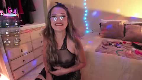 Snapshot of siamilff chatting on October 2025 10:34:02 PM SIa online show from October 2025 10:34:02 PM