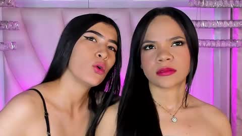 Snapshot of siara_lewis_ chatting on May 2026 10:49:02 PM Siara and Zoe tattoo online show from May 2026 10:49:02 PM