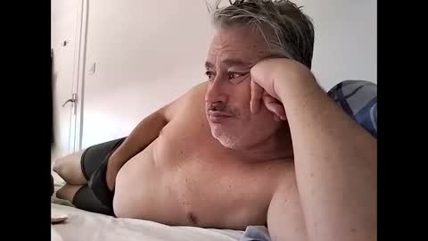 Snapshot of sibemolx chatting on September 2025 01:01:01 PM sibemolx online show from September 2025 01:01:01 PM