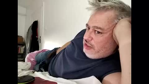 Snapshot of sibemolx chatting on October 2025 05:13:02 PM sibemolx online show from October 2025 05:13:02 PM