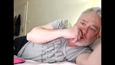Snapshot of sibemolx chatting on April 2026 12:11:02 AM sibemolx online show from April 2026 12:11:02 AM