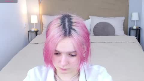 Snapshot of sidney_blair chatting on July 2026 08:05:02 AM sidney_blair online show from July 2026 08:05:02 AM
