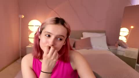 Snapshot of sidney_blair chatting on July 2026 08:23:01 AM sidney_blair online show from July 2026 08:23:01 AM