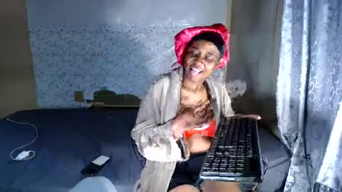sieannabrown online show from July 2026 07:15:02 PM