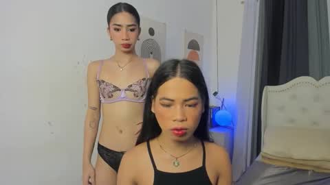 Snapshot of sienna_foxx chatting on February 2026 07:22:01 PM JiwelLyra online show from February 2026 07:22:01 PM