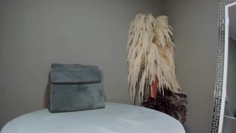 sienna_glow online show from October 2025 12:15:01 PM