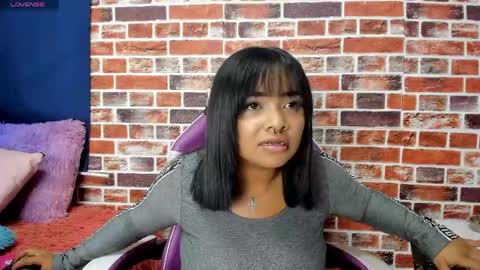 sienna_lux01 online show from May 2026 02:19:02 AM