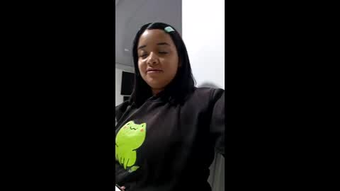 sienna_lux01 online show from May 2026 02:30:02 AM