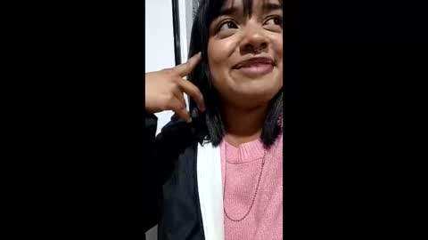 sienna_lux01 online show from May 2026 02:28:01 AM