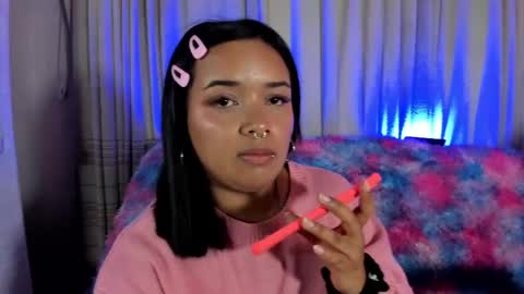 sienna_lux01 online show from June 2026 03:02:02 AM