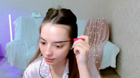 Snapshot of siennamia chatting on May 2026 06:42:02 PM Sienna Mia online show from May 2026 06:42:02 PM