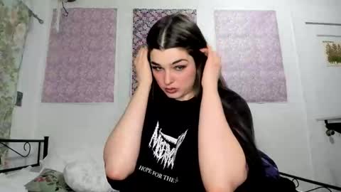 Snapshot of sierrasquirter chatting on February 2026 04:07:01 AM Sierra online show from February 2026 04:07:01 AM