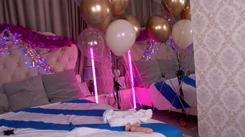 SilasCollins online show from December 2024 05:14:02 AM