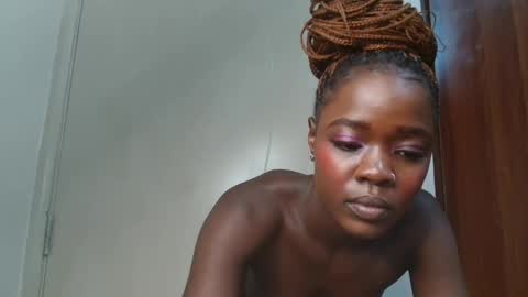 Snapshot of silent_carry chatting on February 2026 09:06:01 AM silent carry online show from February 2026 09:06:01 AM