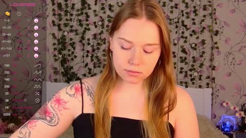 Chloe online show from December 2024 07:04:01 AM