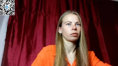 JULIANA online show from April 2026 07:52:02 PM