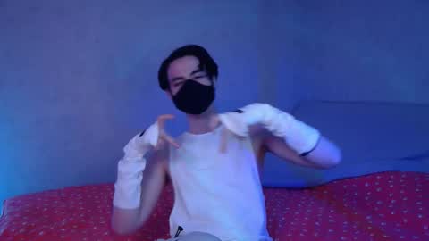 Silinti online show from December 2025 12:13:02 PM