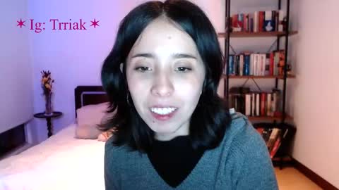 silkbite online show from March 2026 11:33:01 PM