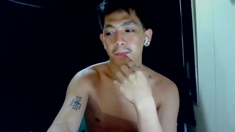 silkspider_210802 online show from July 2026 10:57:02 PM
