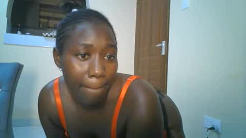 Memoo online show from May 2026 08:26:02 PM