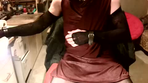 Snapshot of silkynylon77 chatting on March 2025 11:22:01 PM tom online show from March 2025 11:22:01 PM