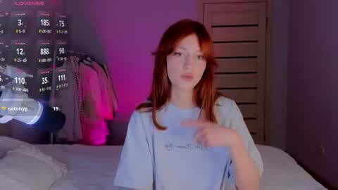 silly___woman online show from June 2026 07:18:02 PM