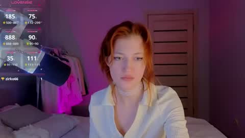 silly___woman online show from July 2026 08:04:02 PM