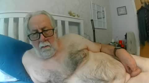 sillyoldman45221063 online show from July 2026 05:00:02 PM