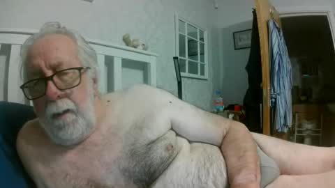 sillyoldman45221063 online show from July 2026 09:57:01 PM
