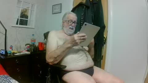 sillyoldman45221063 online show from July 2026 09:56:02 PM