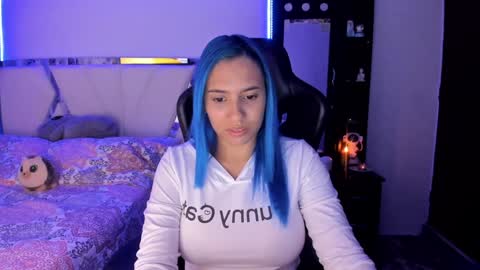 Snapshot of silver_jinx chatting on January 2025 01:47:01 AM powder online show from January 2025 01:47:01 AM