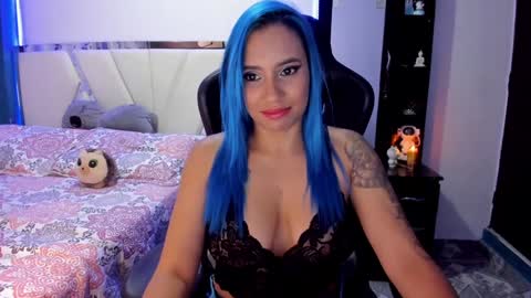 Snapshot of silver_jinx chatting on January 2025 12:28:01 AM powder online show from January 2025 12:28:01 AM