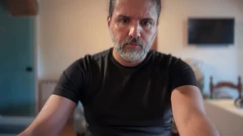 silverbeard81 online show from April 2026 03:30:02 PM