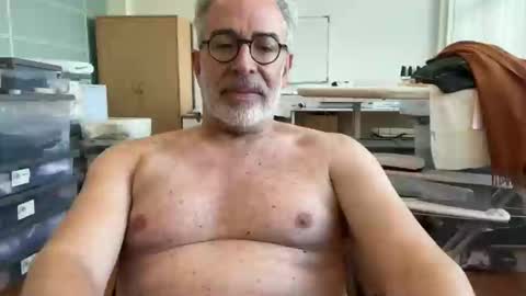 silverdadtop3 online show from December 2024 03:45:02 PM