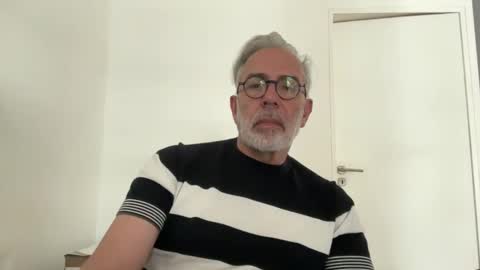 silverdadtop3 online show from April 2026 02:07:01 PM