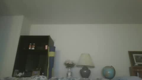 Snapshot of silverfunfox chatting on November 2025 01:24:02 PM silverfunfox online show from November 2025 01:24:02 PM