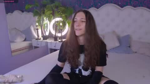 Snapshot of silvermuse chatting on June 2026 08:56:02 PM silvermuse online show from June 2026 08:56:02 PM