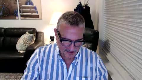 Snapshot of silveroli187 chatting on September 2025 02:32:01 PM silveroli187 online show from September 2025 02:32:01 PM