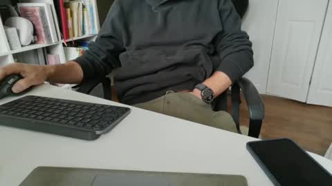 silvertongueduk1 online show from October 2025 09:21:01 AM