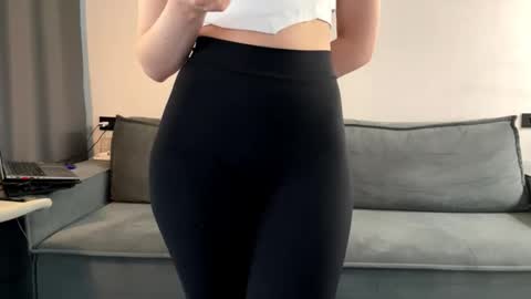 silvia998 online show from May 2026 05:14:02 AM