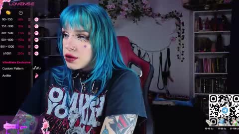 silvia_santorskii online show from September 2025 08:49:02 AM