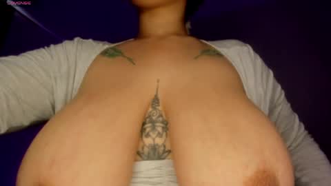 Snapshot of silviarichie_jade chatting on May 2026 08:27:02 PM silvia online show from May 2026 08:27:02 PM
