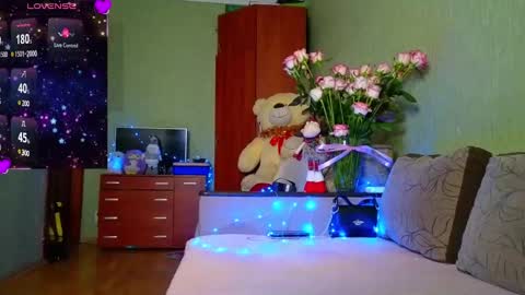 Snapshot of silviasexyy chatting on December 2024 07:16:02 PM miss Anna online show from December 2024 07:16:02 PM