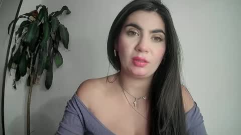 Snapshot of silviecollins chatting on January 2025 02:11:01 AM Silvie online show from January 2025 02:11:01 AM