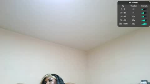 Snapshot of siminfox chatting on April 2026 03:44:01 PM Simin Fox online show from April 2026 03:44:01 PM